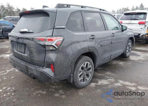 2025 Subaru Forester Premium z USA, uszkodzony, nr VIN JF2SLDDC3SH481542